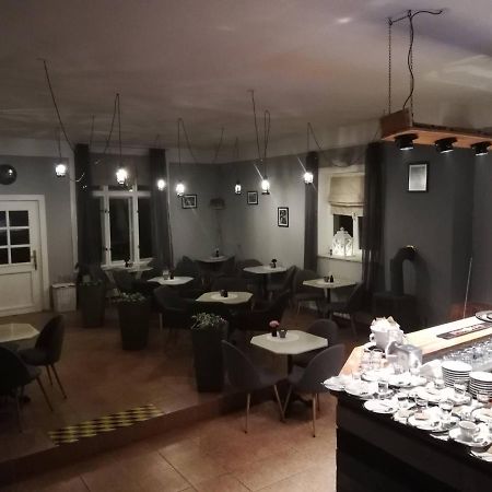 Bečov nad Teplou St. Maur酒店 外观 照片